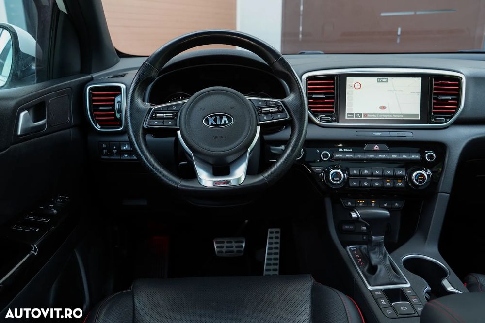 Kia Sportage 2.0 CRDI AWD Eco-Dynamics+ (48V M-H) Aut. GT LINE - 14