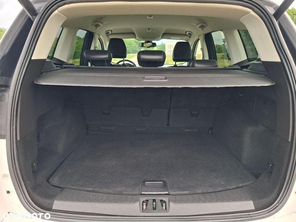 Ford Kuga 2.0 TDCi 4x4 Vignale - 24