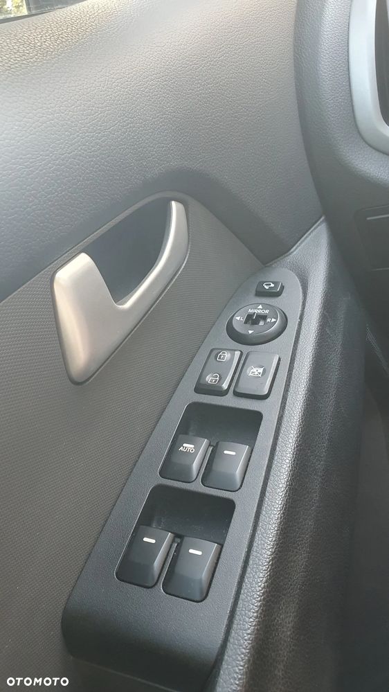 Kia Sportage - 16