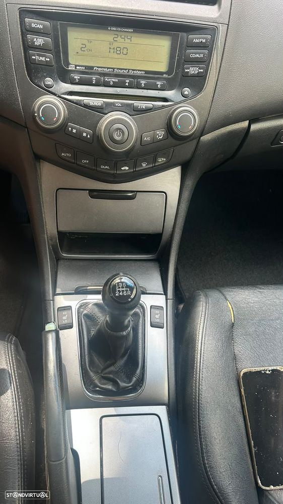 Honda Accord Tourer 2.2 i-CTDi Executive - 10