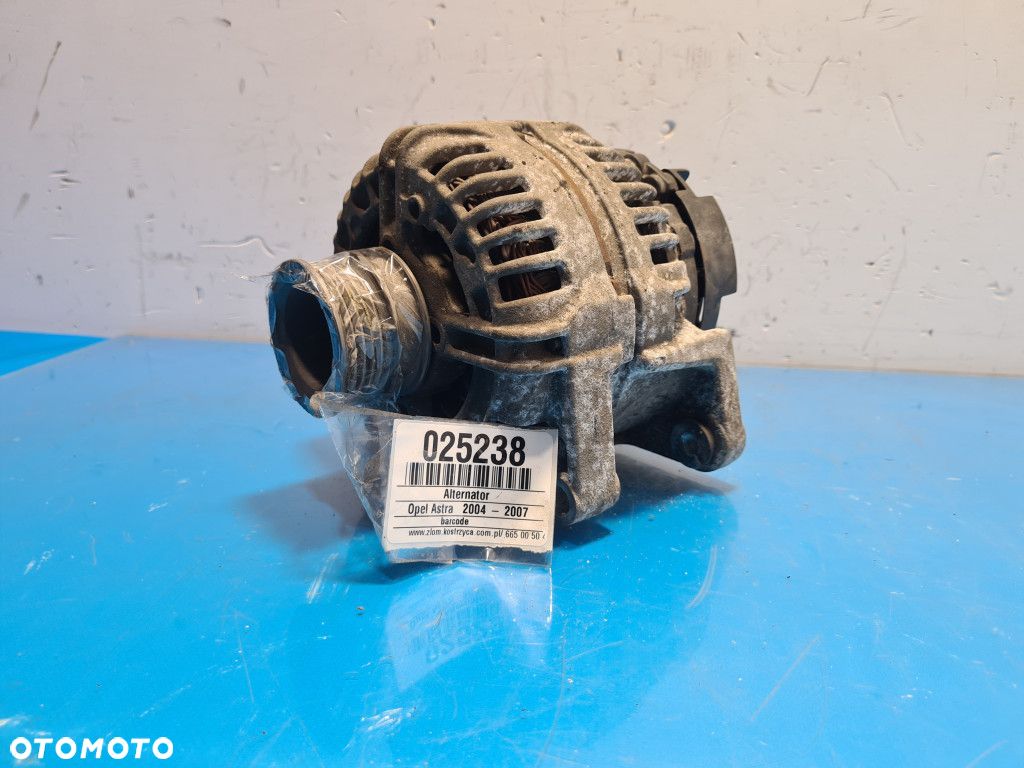 ALTERNATOR OPEL ASTRA H 1.6 - 1