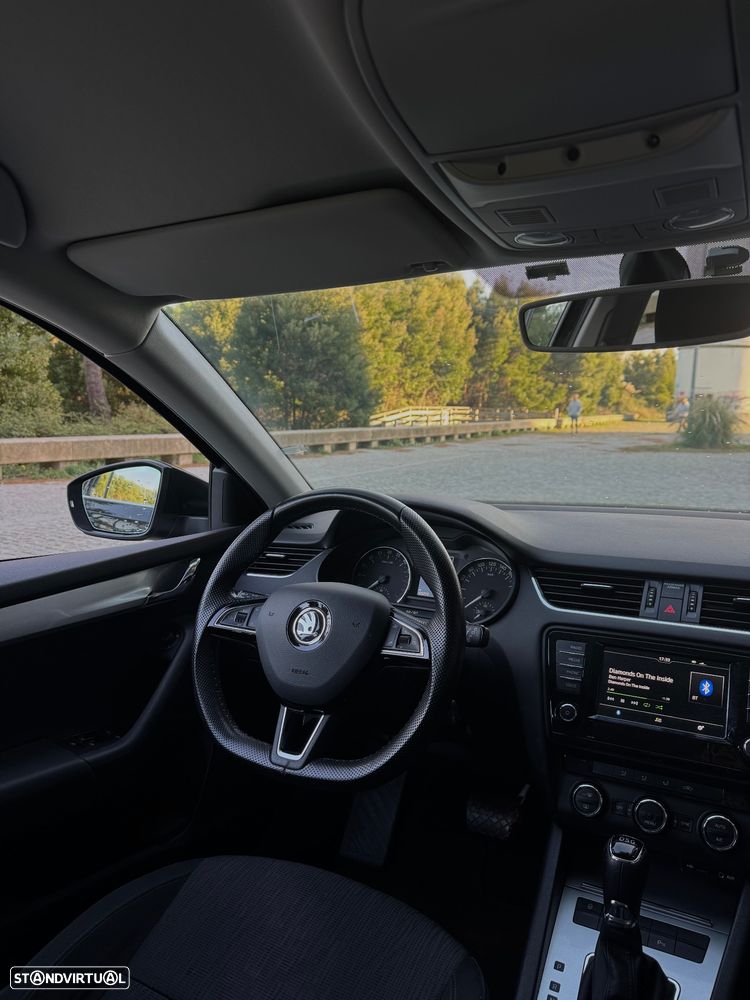 Skoda Octavia Break 1.6 TDi Style DSG - 11