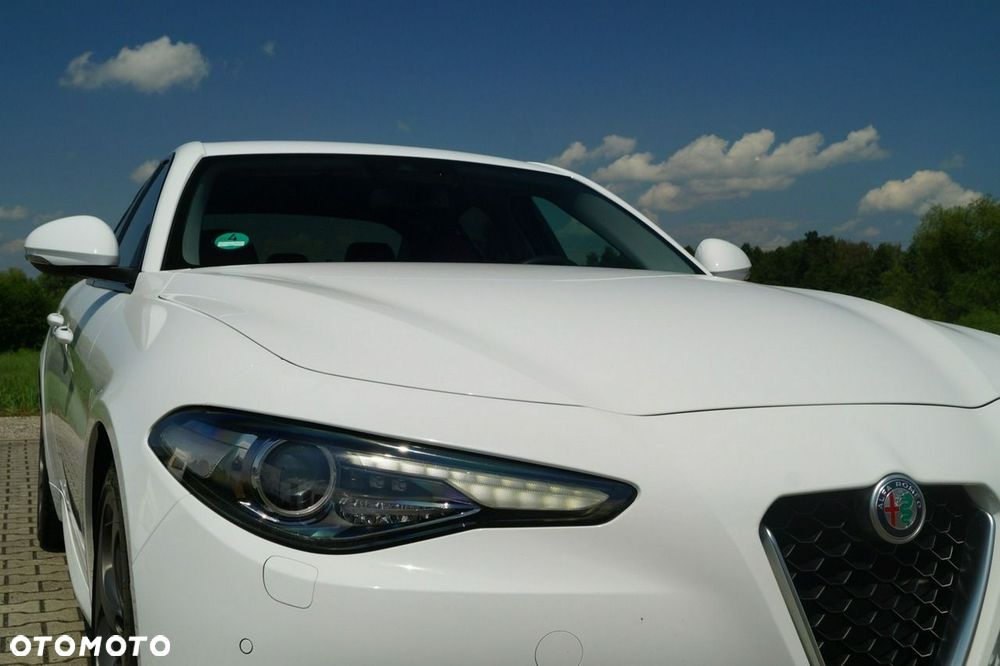 Alfa Romeo Giulia - 12