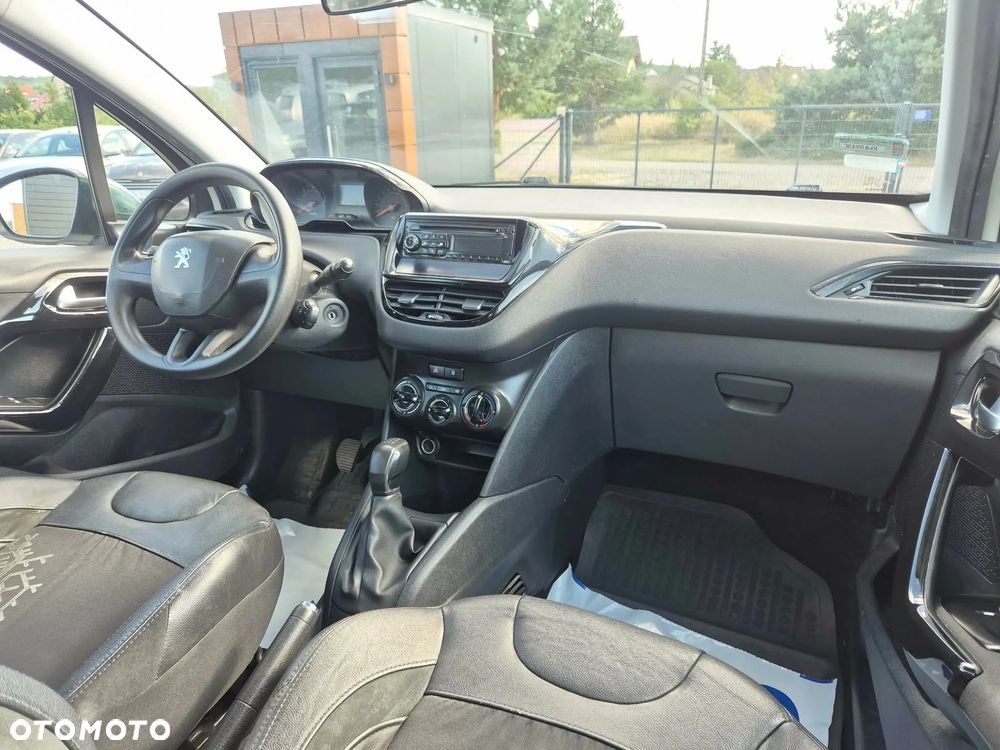 Peugeot 208 1.4 HDi Business Line - 12