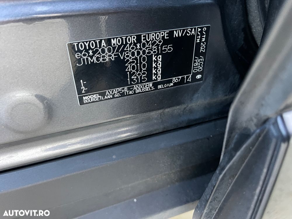 Toyota RAV4 ver-2-5-phev-vvt--ie-4x4-style-bi--tone - 40