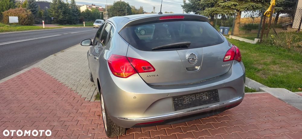 Opel Astra 1.4 Turbo Innovation - 10