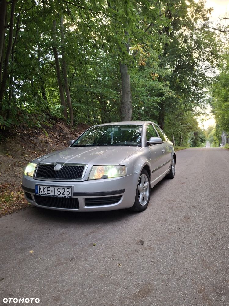 Skoda Superb - 1