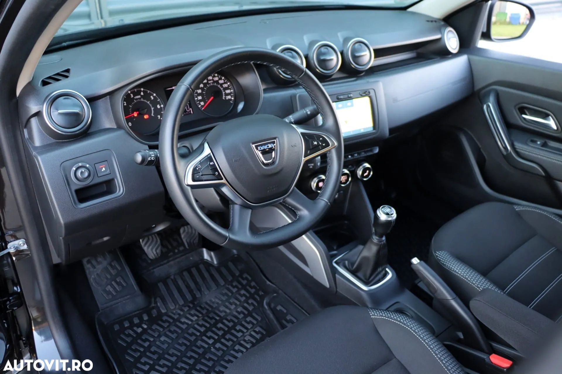 Dacia Duster TCe 150 GPF Prestige jante 17" - 7