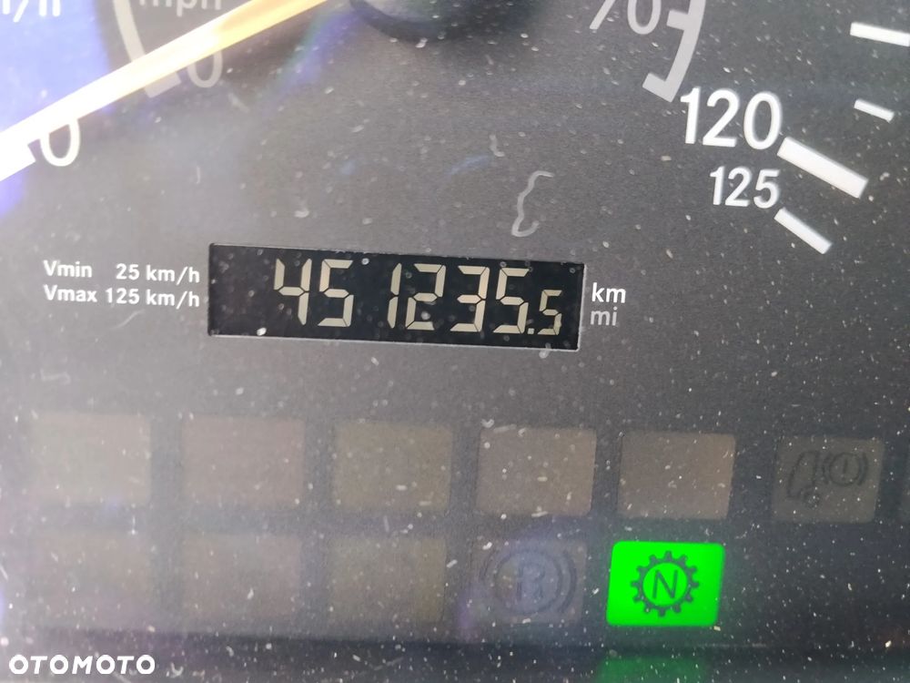 Mercedes-Benz Econic 1829 4x2 EURO IV , Śmieciarka dwukomorowa - 9