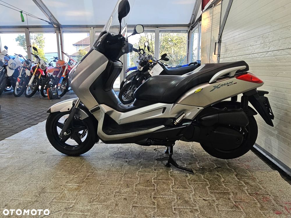 Yamaha X-max - 14
