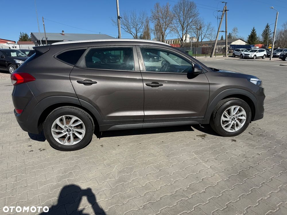 Hyundai Tucson blue 1.6 GDi 2WD Navi - 10