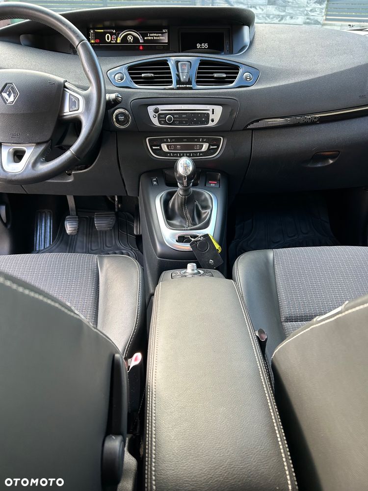 Renault Scenic - 8
