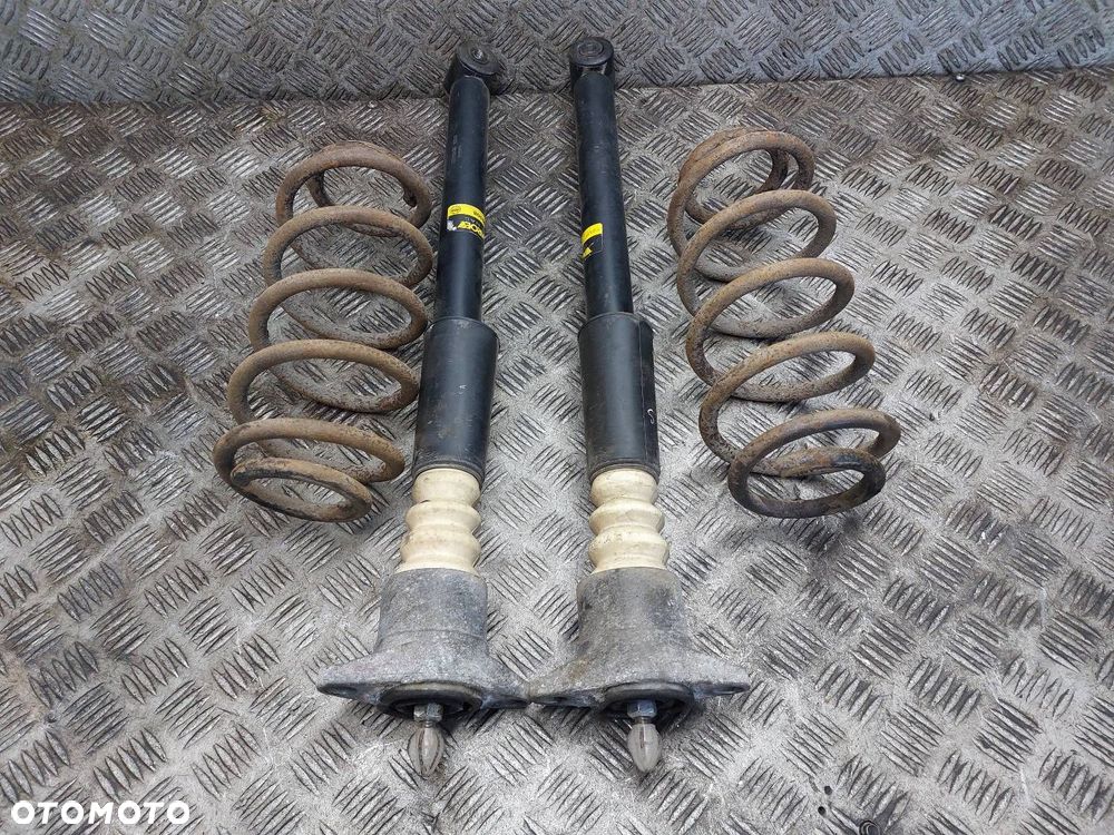 AMORTYZATORY + SPRĘŻYNY TYŁ KOMPLET VOLKSWAGEN PASSAT B5 KOMBI - 1