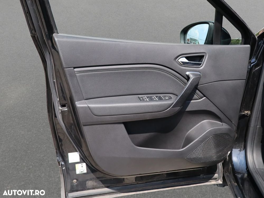 Renault Captur 160 EDC MHEV Techno - 10