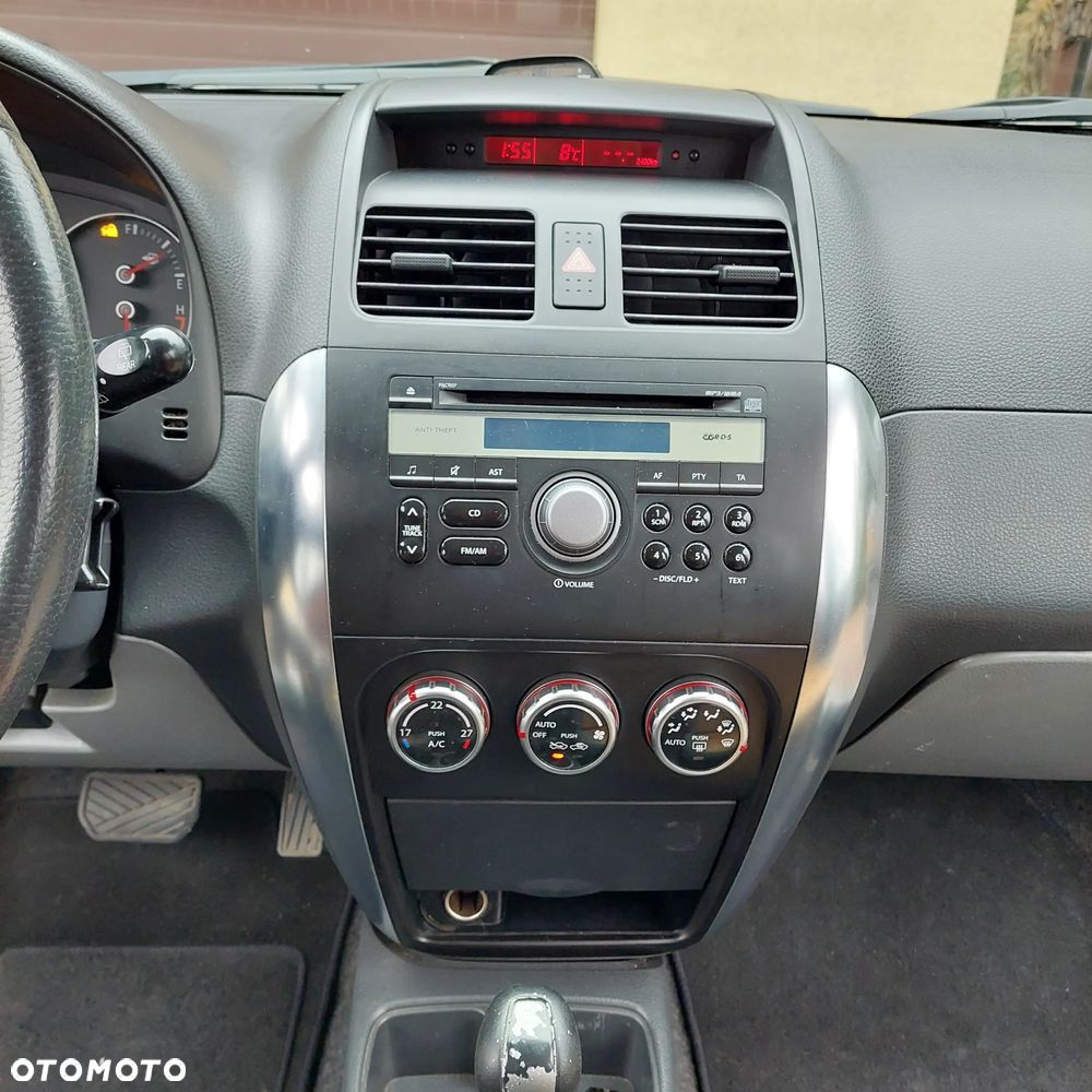 Suzuki SX4 1.6 VVT Automatik 4x2 Comfort - 12