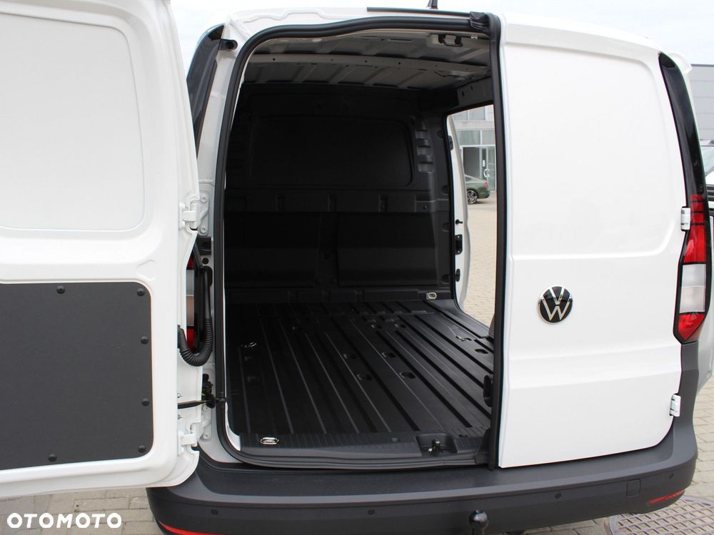 Volkswagen Caddy Maxi Cargo 2.0 TDI Manual - 6