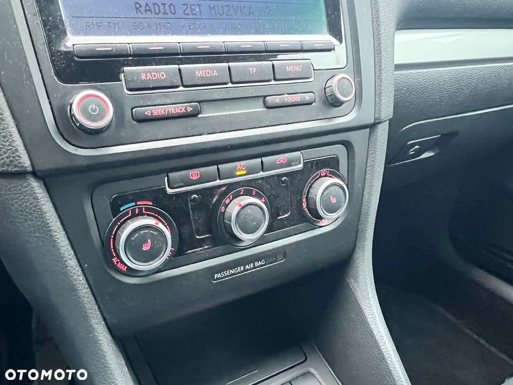 Volkswagen Golf - 18