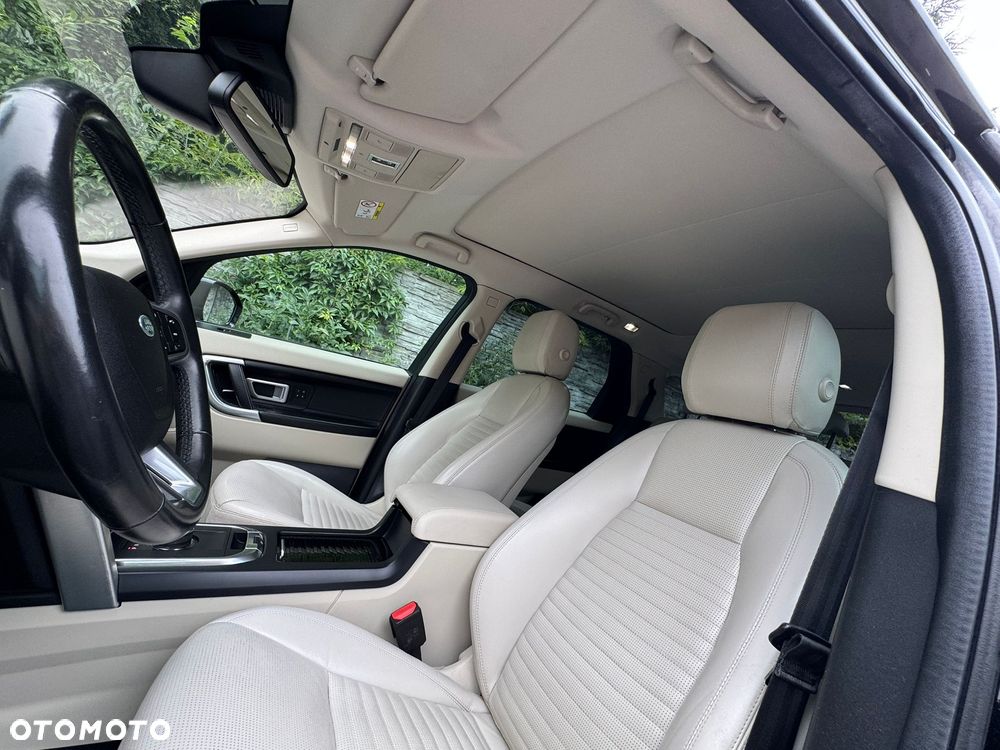 Land Rover Discovery Sport - 27