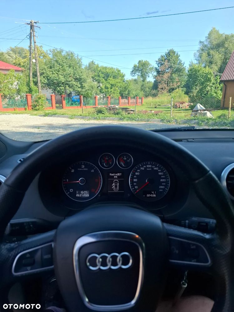 Audi A3 Sportback 2.0 TDI DPF Quattro Ambiente - 9