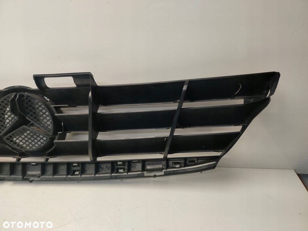 mercedes w169 lift 08r- grill atrapa chłodnicy 1698800083 - 10