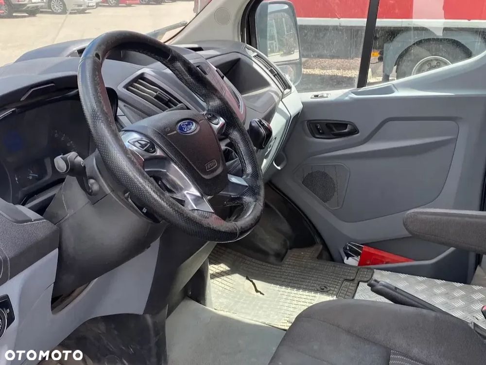Ford TRANSIT - 4