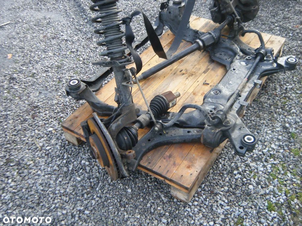 ZWROTNICA AMORTYZATOR WAHACZ PRAWY PRZÓD VOLVO S60 II 10r 2,4 D5 - 5