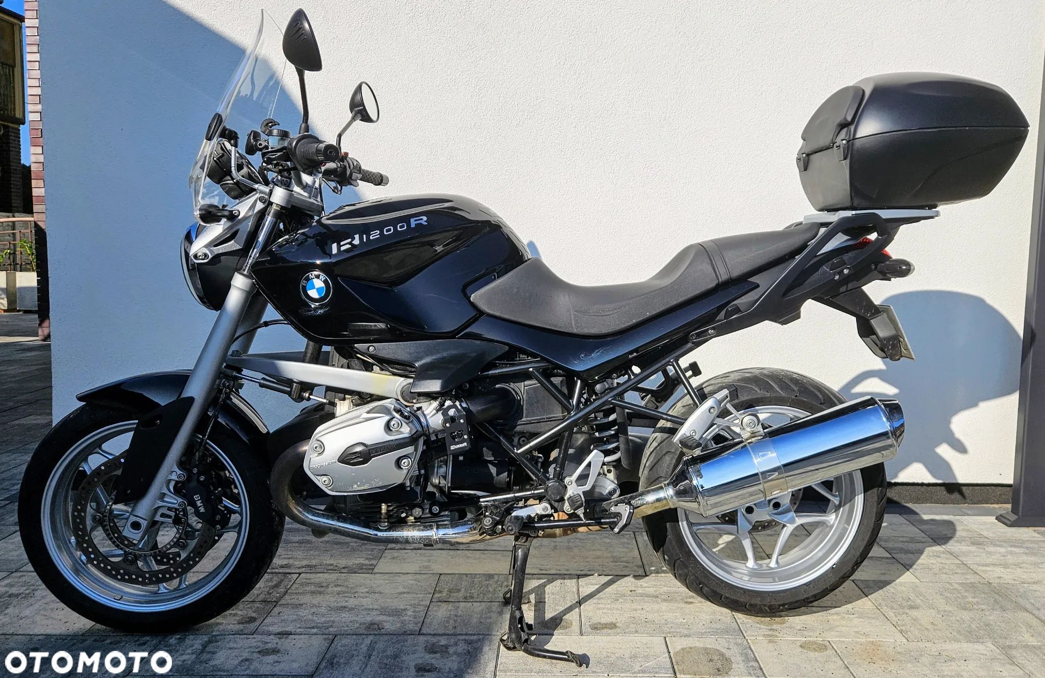 BMW R - 1