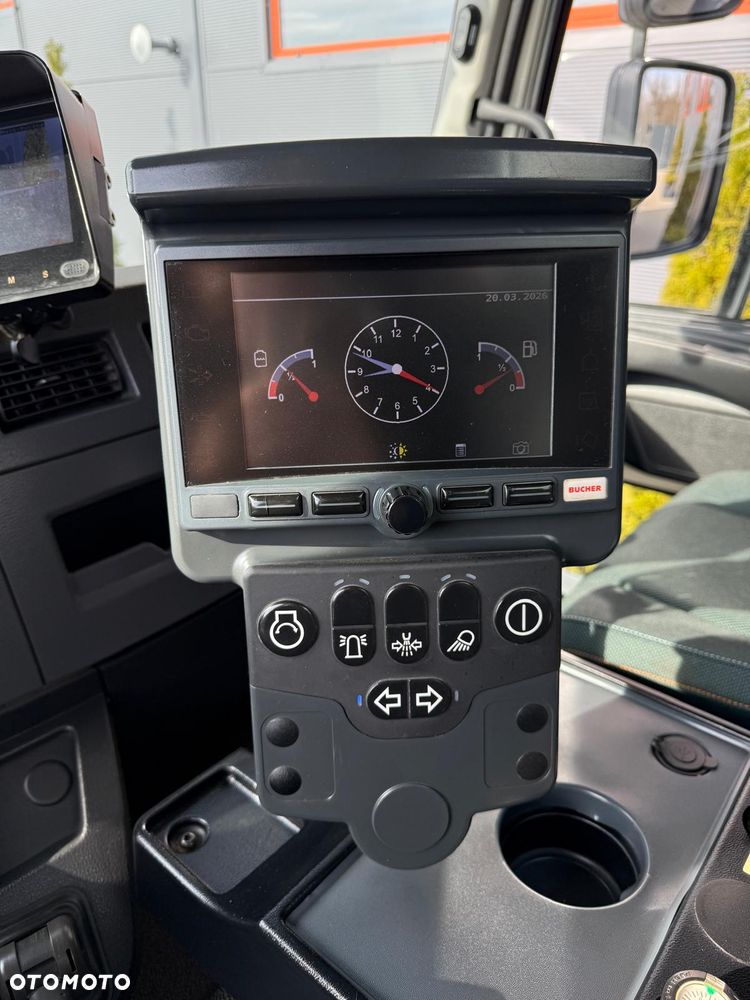 Volvo FL 15.250 Euro 6 // zamiatarka JOHNSTON VT652 //  BUCHER // odkurzacz , polewaczka - 33