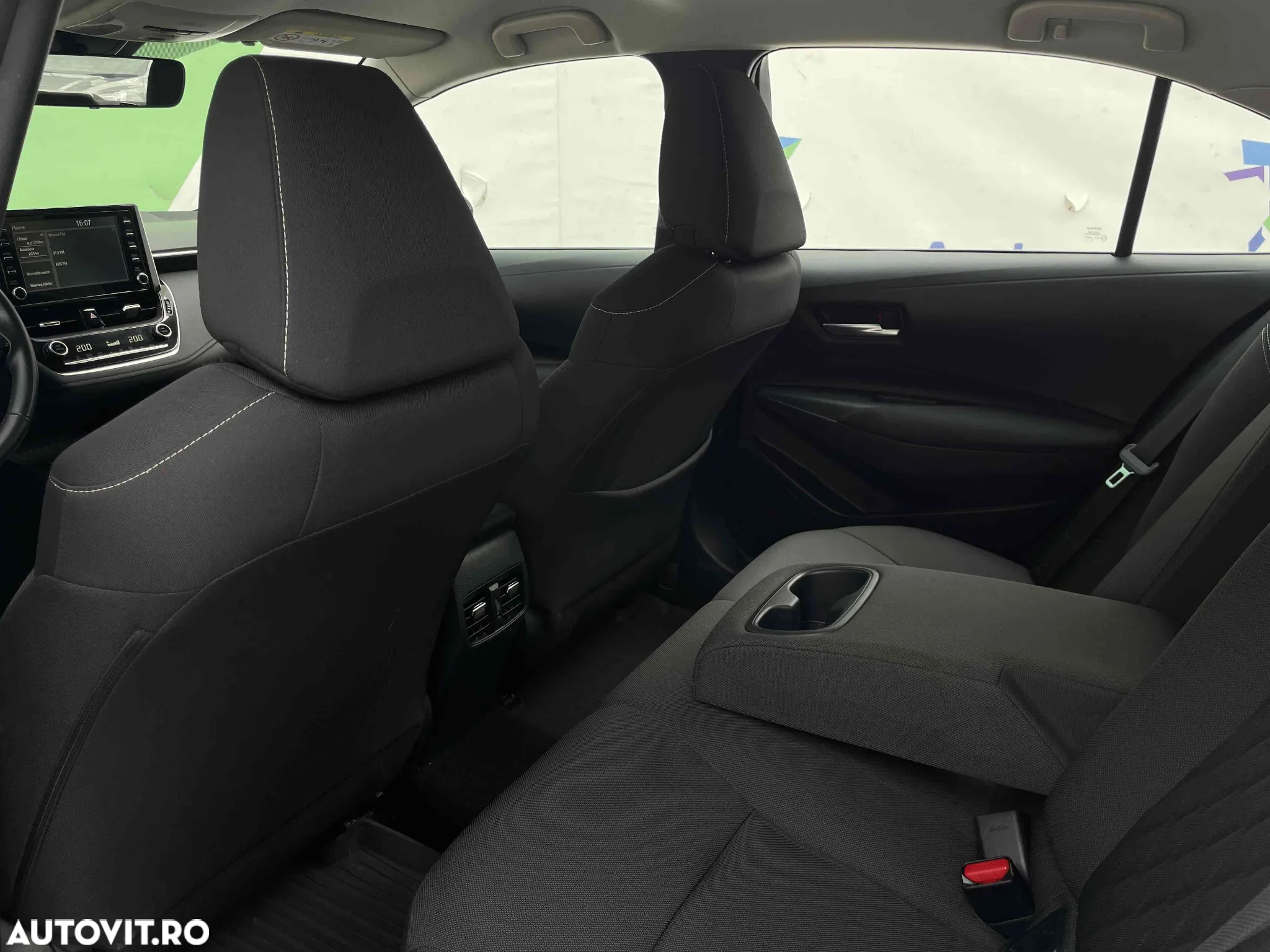 Toyota Corolla - 15