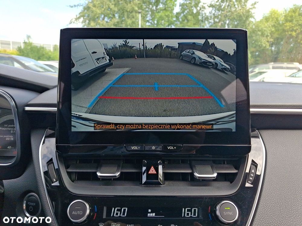 Toyota Corolla 1.8 Hybrid Comfort - 13