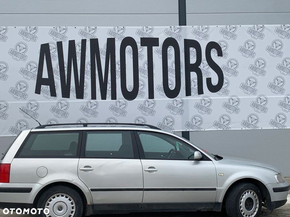 VW VOLKSWAGEN PASSAT 2000 *SAMOCHÓD NA CZĘŚCI* 1535  MASKA, LAMPA, DRZWI, LUSTERKO, ZDERZAK, GRILL, BŁOTNIK, KLAPA, BELKA, DESKA, FOTELE, KANAPA, ĆWIARTKA KIEROWNICA, TARCZE, ZACISKI, ZAWIESZENIE, KOMPLETNY PRZÓD, KOMPLETNY TYŁ, LICZNIK, ZEGARY, PRAWE LEWE PRZÓD TYŁ - 1