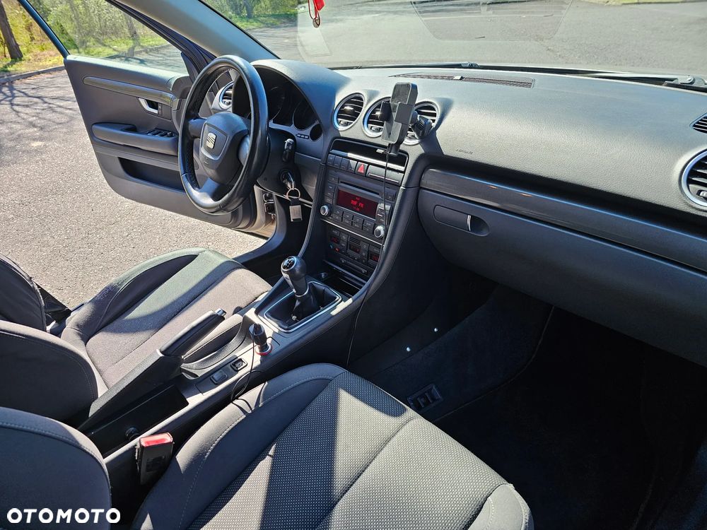 Seat Exeo 2.0 TDI DPF Style - 16