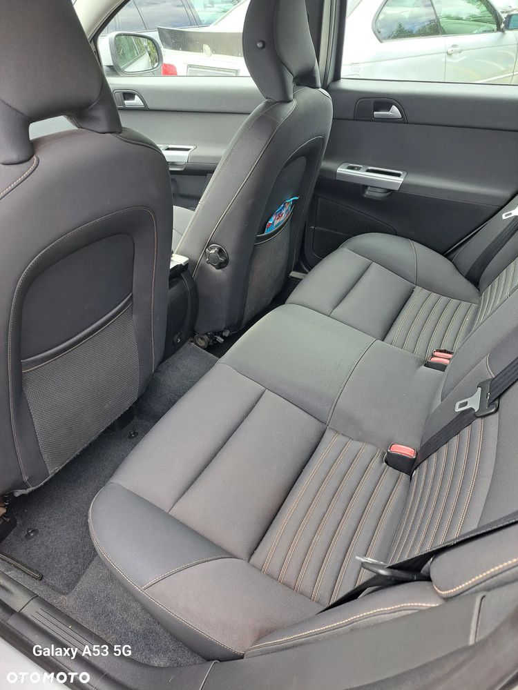 Volvo V50 D3 - 7