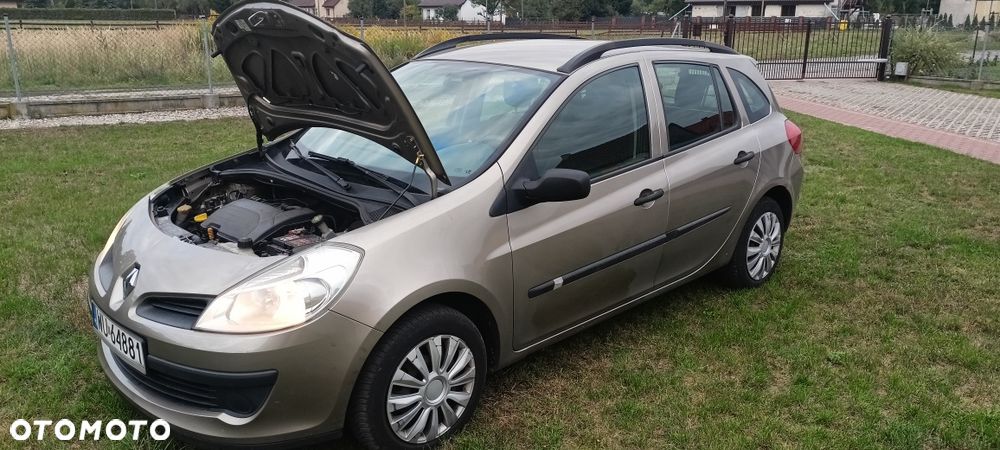 Renault Clio - 2