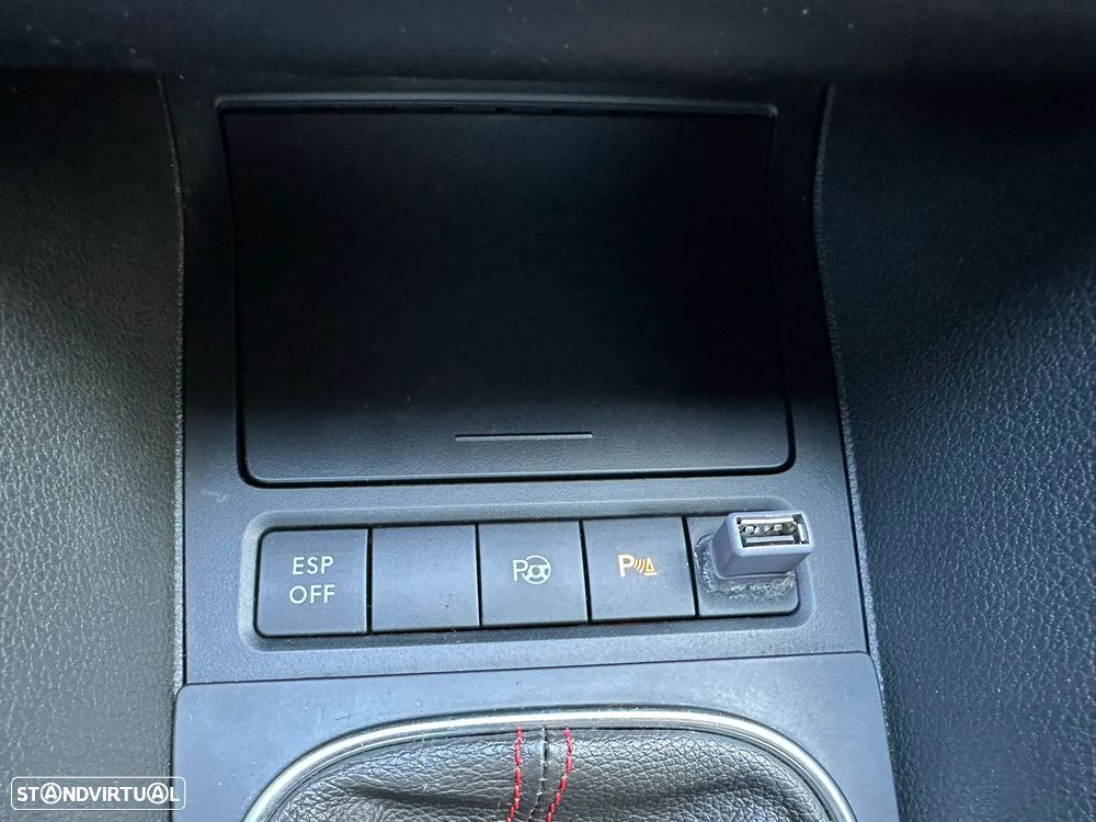 VW Golf 2.0 TSi GTI - 25