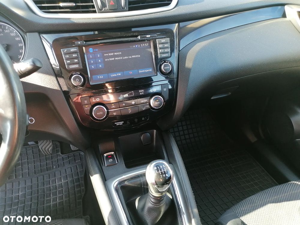 Nissan Qashqai 1.6 DCi Acenta EU6 - 16