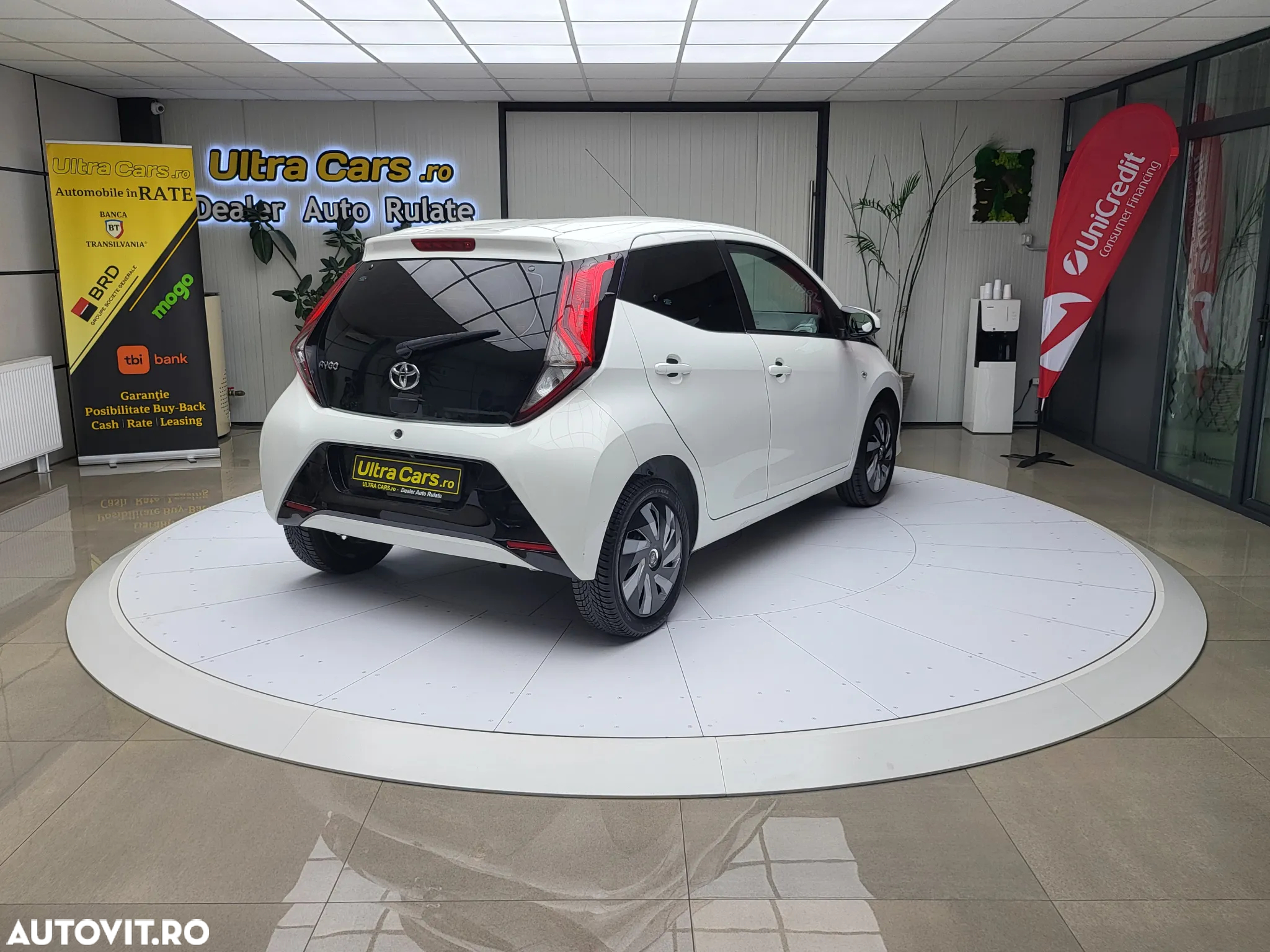 Toyota Aygo 1.0 VVY-I 5 usi X-connect - 5