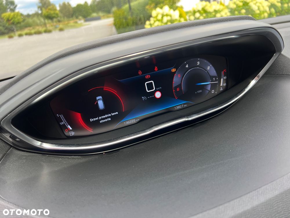 Peugeot 3008 BlueHDi 130 Stop & Start Allure - 15