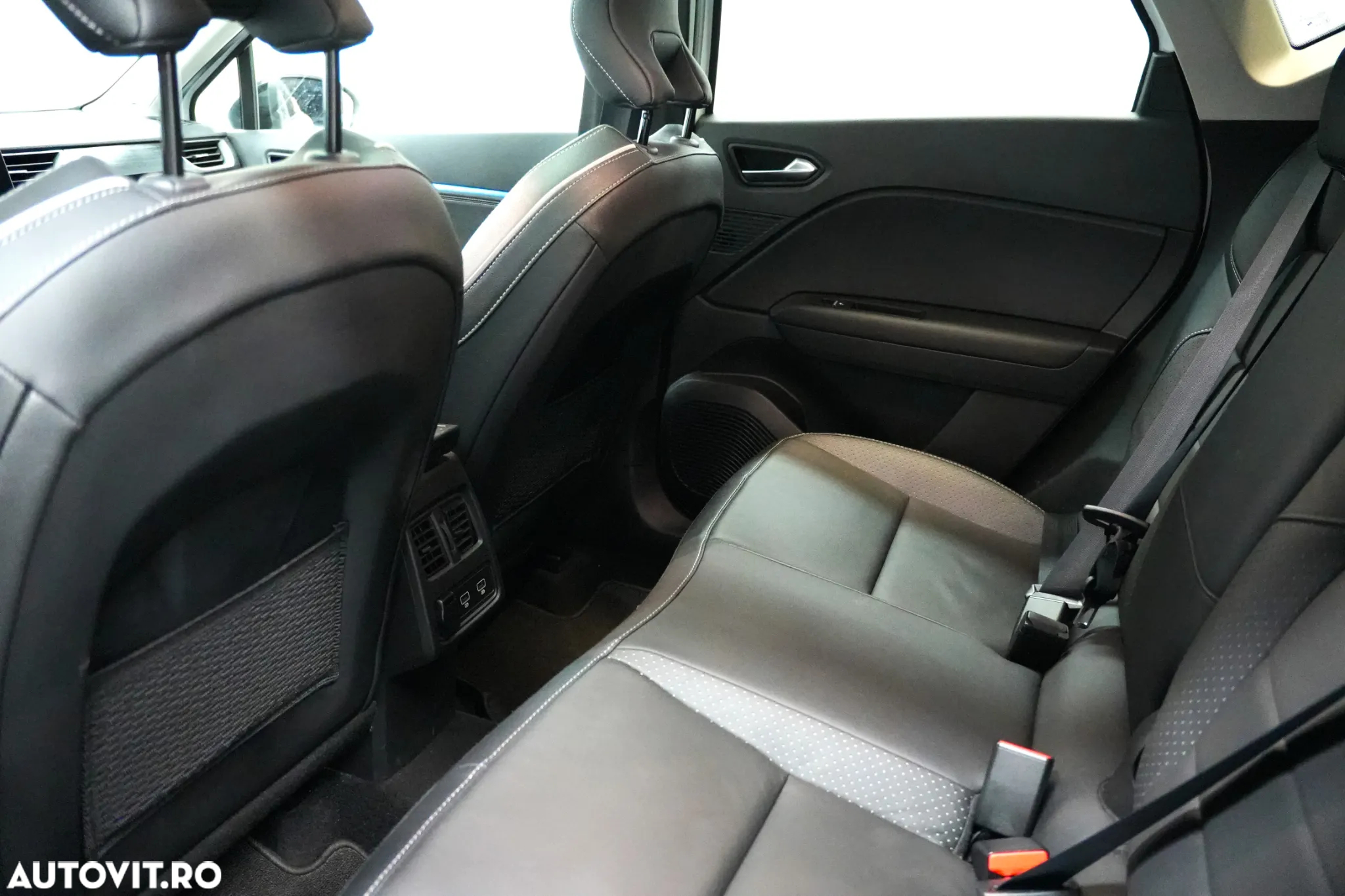 Mitsubishi ASX 1.6 HEV Instyle - 9