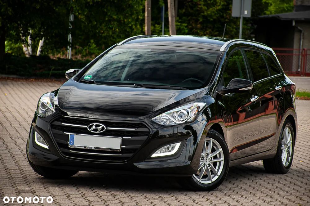 Hyundai i30 blue Kombi 1.6 CRDi DCT Premium - 2
