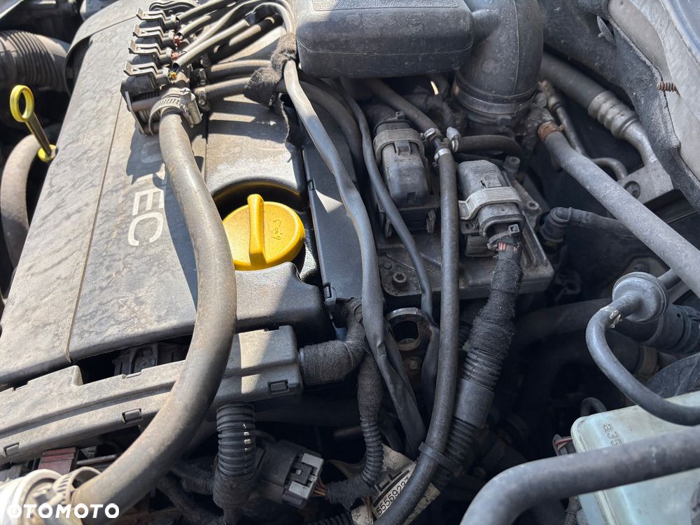 Opel Astra 1.6 Enjoy - 23