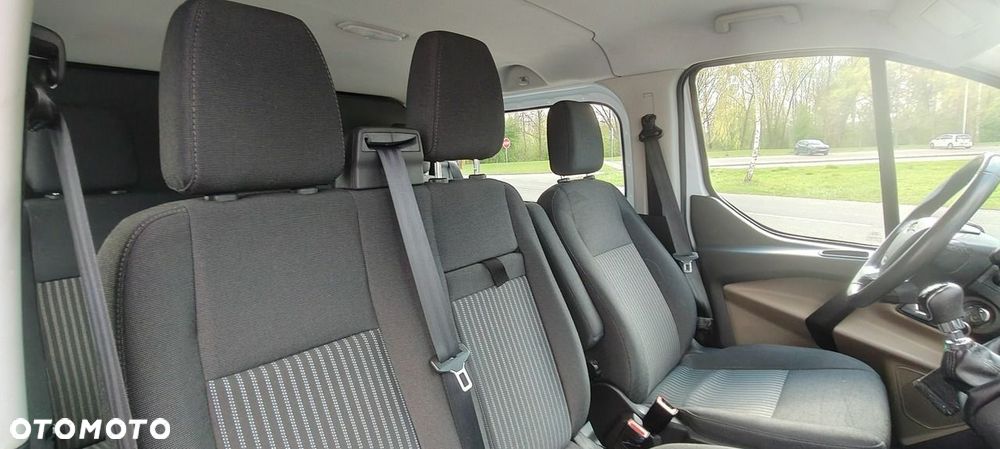 Ford Transit Custom - 13