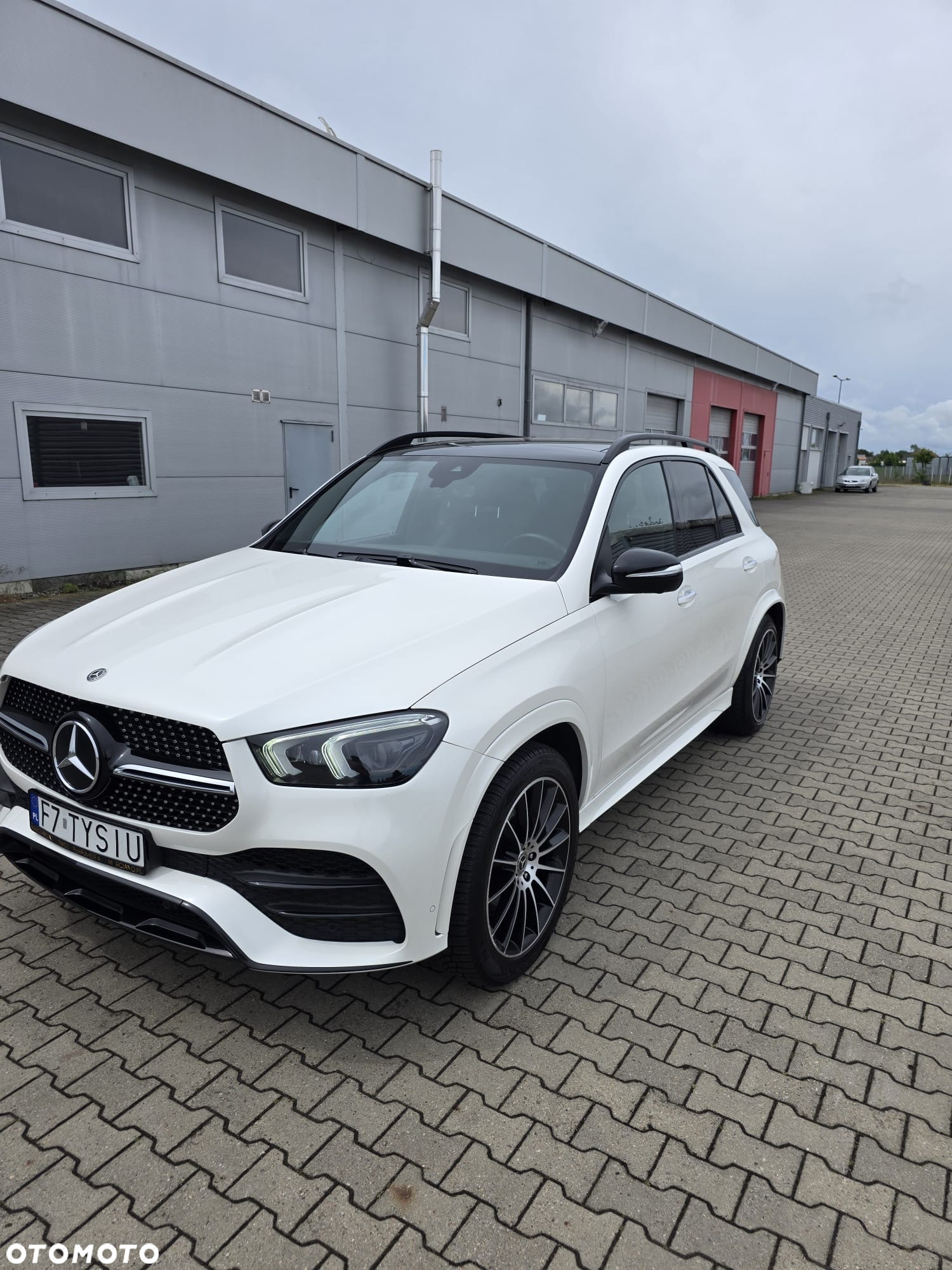 Mercedes-Benz GLE 400 d 4Matic 9G-TRONIC AMG Line - 3