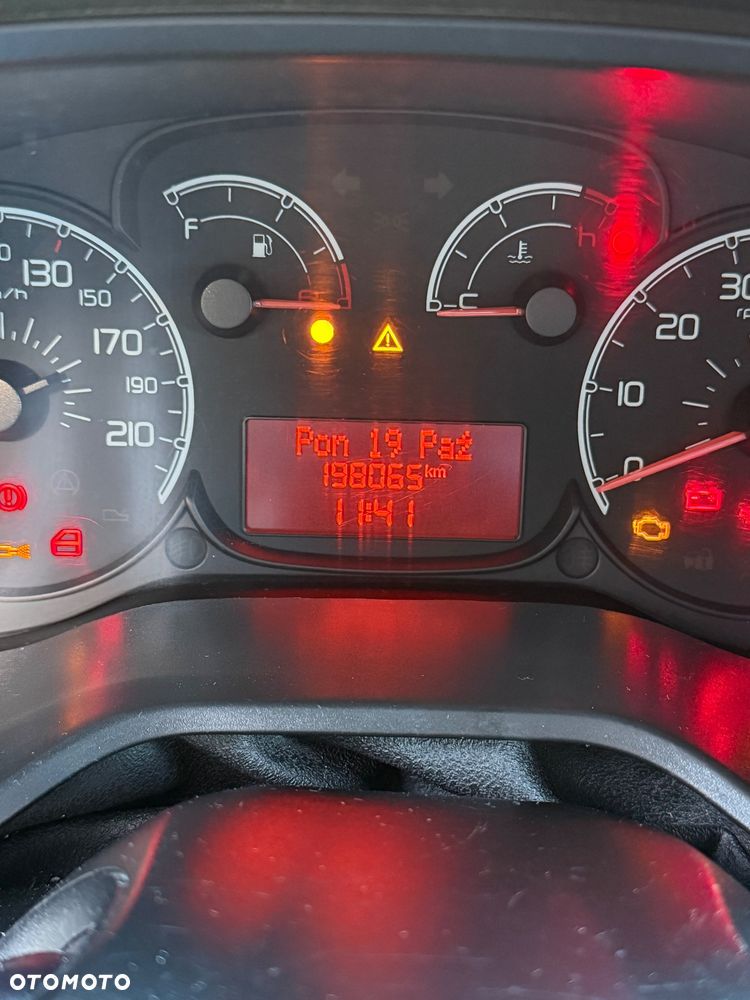 Fiat Doblo Maxi - 16