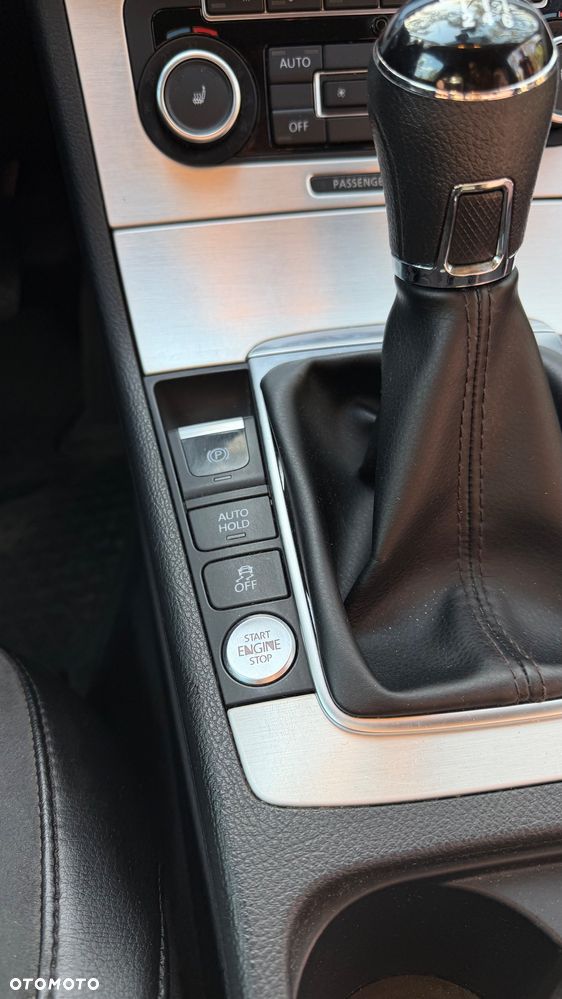 Volkswagen Passat 2.0 TDI 4Mot Highline - 16