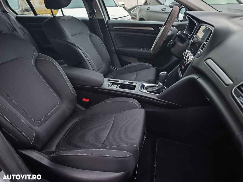 Renault Megane E-TECH Plug-in 160 BUSINESS EDITION - 18