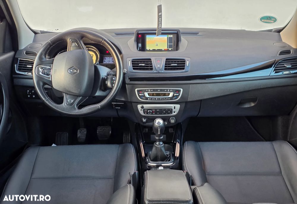 Renault Megane ENERGY dCi 110 Start & Stop Bose Edition - 5