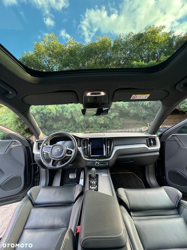 Volvo XC 60 B4 B R-Design - 9