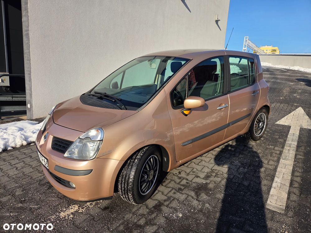 Renault Modus - 1