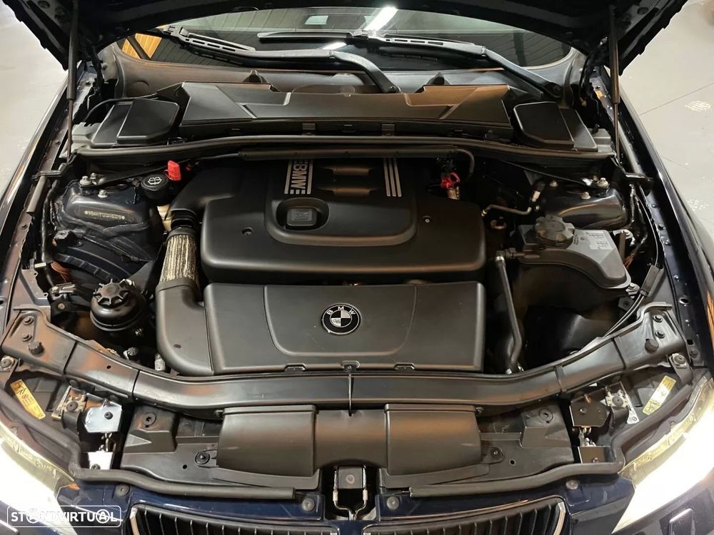 BMW 320 d Exclusive - 20